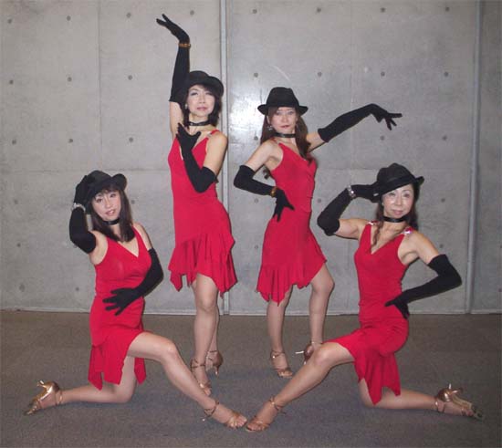 ＪＫＳ　サルサ　４月１９日　ＱＵＥＥＮ'０９　カラオケの県大会で踊りました 
